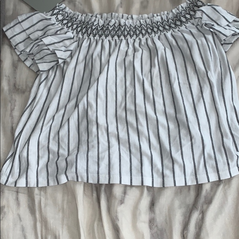 American Eagle Off the Shoulder Top